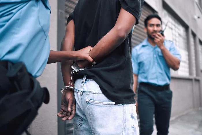 41 Lawyers And Cops Reveal The Dumbest Things People Have Done To Try To Cover Up Their Crimes