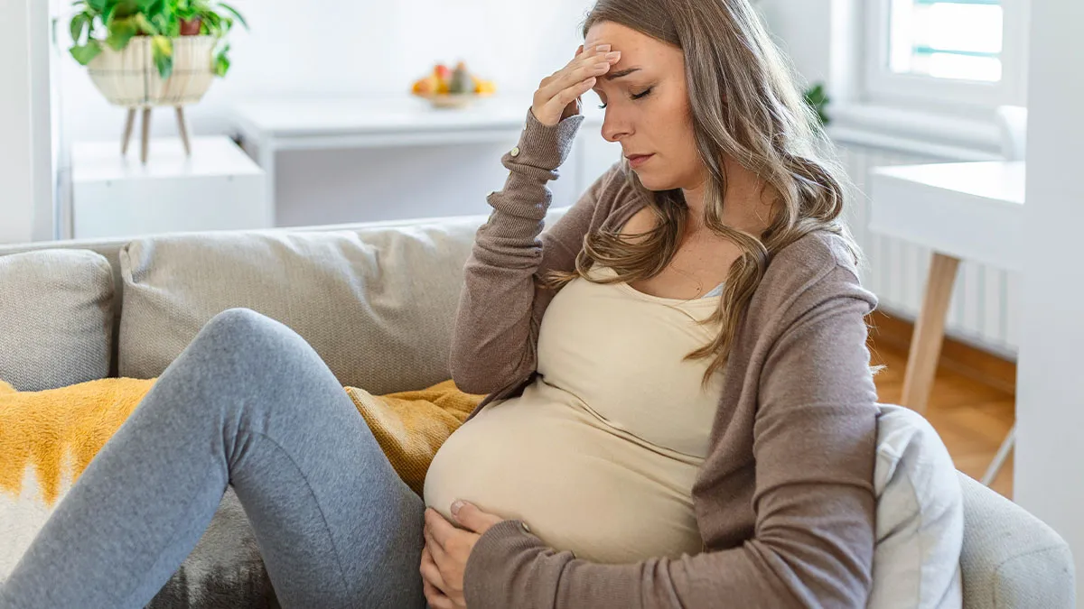 Woman Wants 18YO Stepdaughter To Move Out As She Was Already “Nice Enough To Let Her Stay For 6 Years”