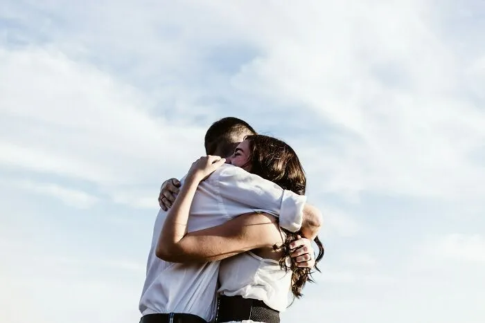 “He Said He Regretted It”: 49 People Who Gave Cheaters A Second Chance Shared What Happened