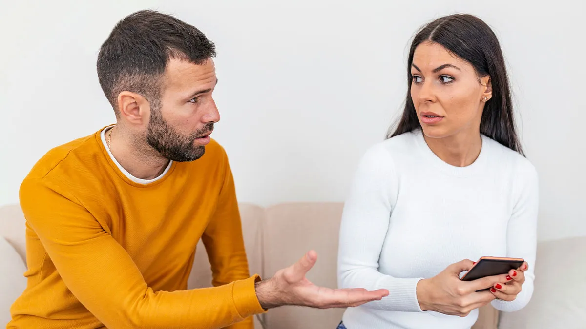Not To Make You Paranoid, But Here Are 61 Tiny Details That Gave Away A Cheating Partner