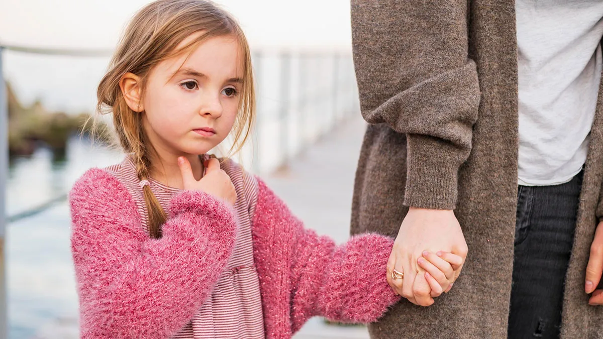 Paternal Fam Demands Sibling Bond After Shocking Reveal, Son Says Therapy Can’t Fix His Resentment