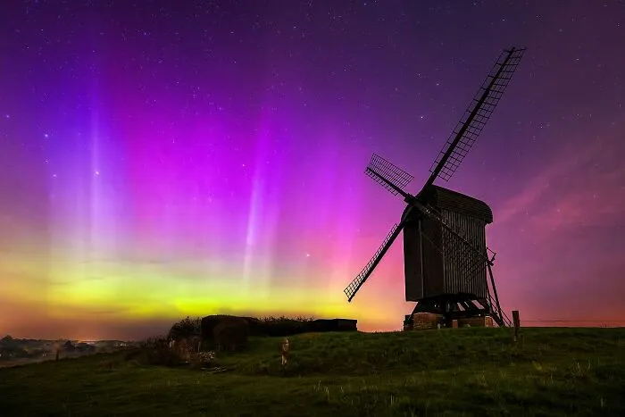 This Photographer Captured 48 Breathtaking Landscapes From Mountains, Coasts, And Night Skies