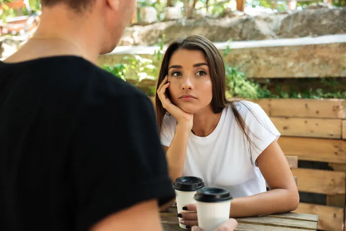 35 Times People Spotted The Red Flags Within Minutes Of Meeting Their Date