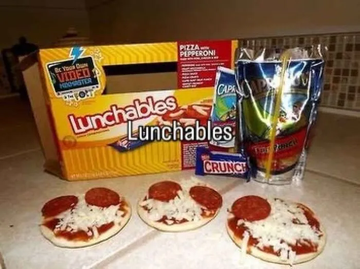 79 Pictures That Instantly Take You Back To Simpler 2000s Days