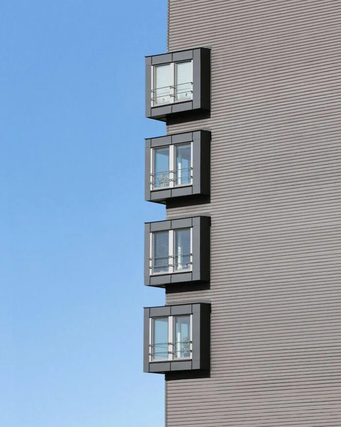 This Photographer Reveals The Power Of Simplicity In 55 Perfectly Composed Scenes