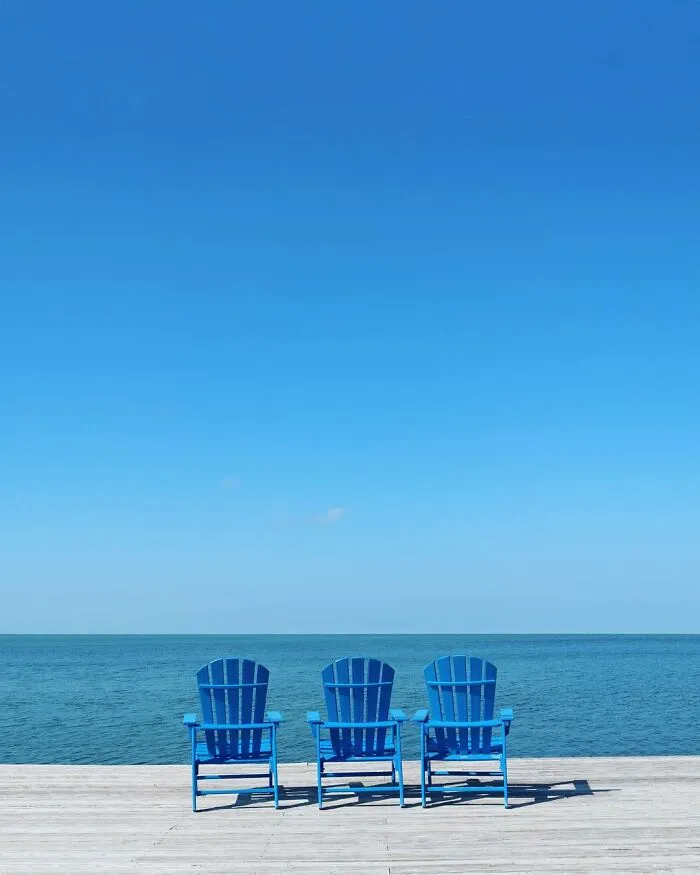 This Photographer Reveals The Power Of Simplicity In 55 Perfectly Composed Scenes