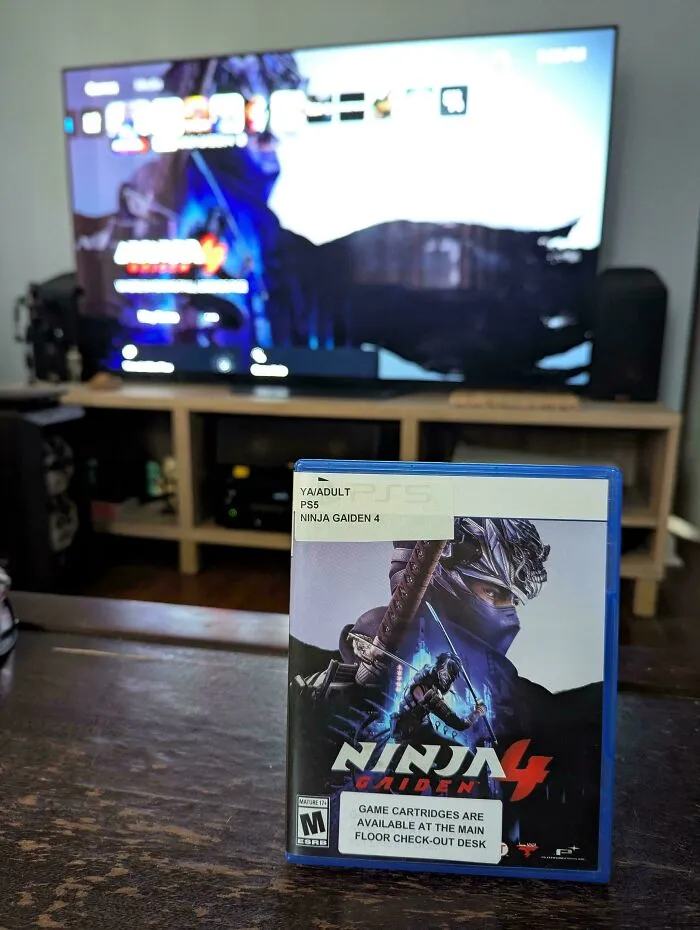 Visita tu biblioteca. Videojuegos gratis 🤘🏼