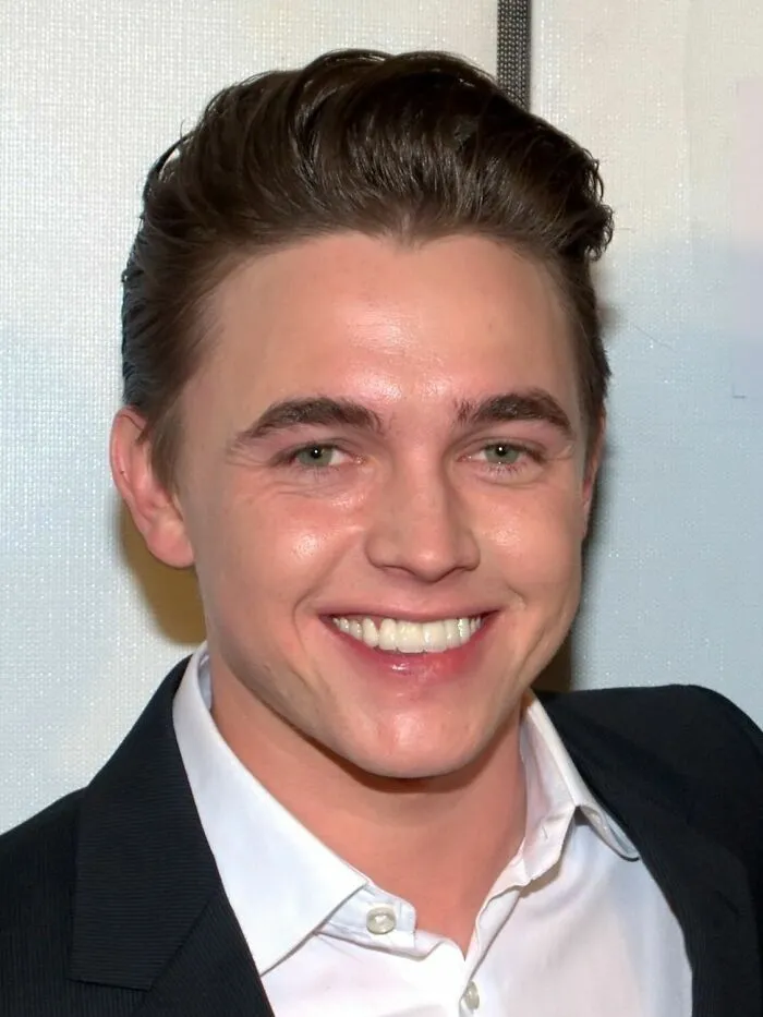 American Singer-Songwriter and Actor Jesse Mccartney, 39