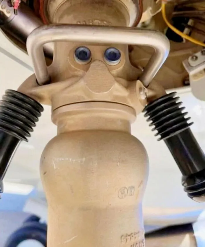 This Page Shared 60 Strange Moments When People Saw Faces In Everyday Things (New Pics)