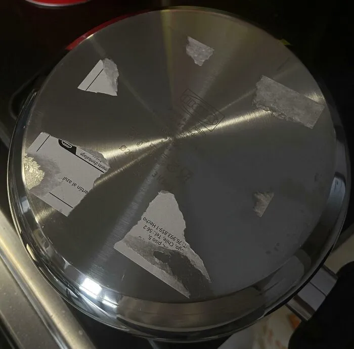 IKEA Added Very Hard-To-Remove Stickers At The End Of A Pan. Genuinely, Am I Supposed To Burn It Off While I’m Cooking?