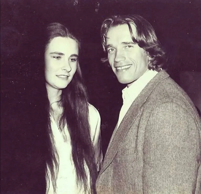 I Unexpectedly Found A Pic Of My Mom And Arnold On A Date In The '70s