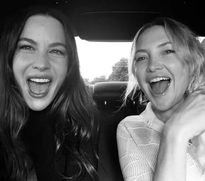 Kate Hudson y Liv Tyler