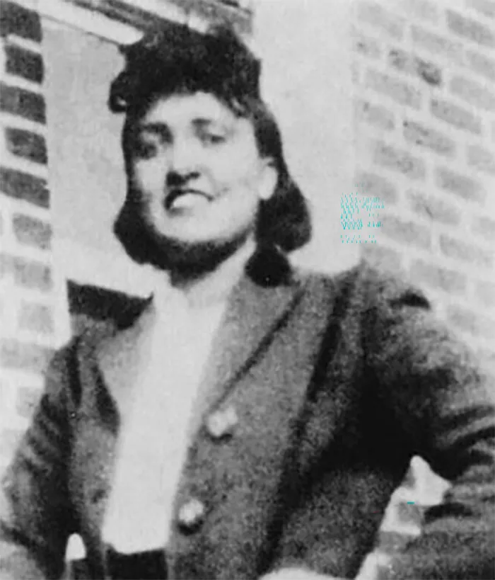 “The Betrayal Of Anne Frank’s Hiding Place”: 23 Of The Most Heartbreaking, Unexpected And Nasty Betrayals 