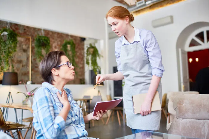35 Times People Spotted The Red Flags Within Minutes Of Meeting Their Date