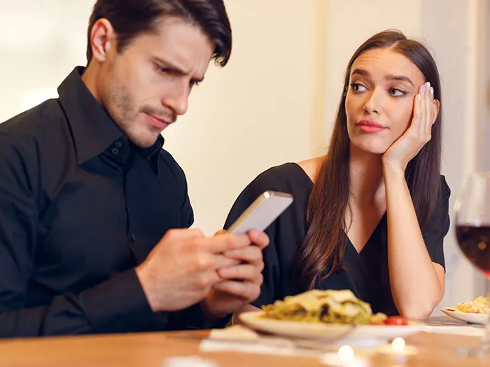 “Nope. Nopity Nope”: 43 First Dates That Were An Absolute Nightmarish Disaster