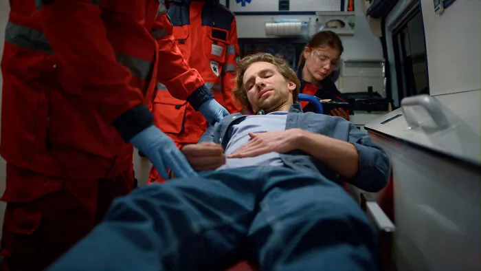 28 Times Doctors And Nurses Encountered Something Truly Revolting