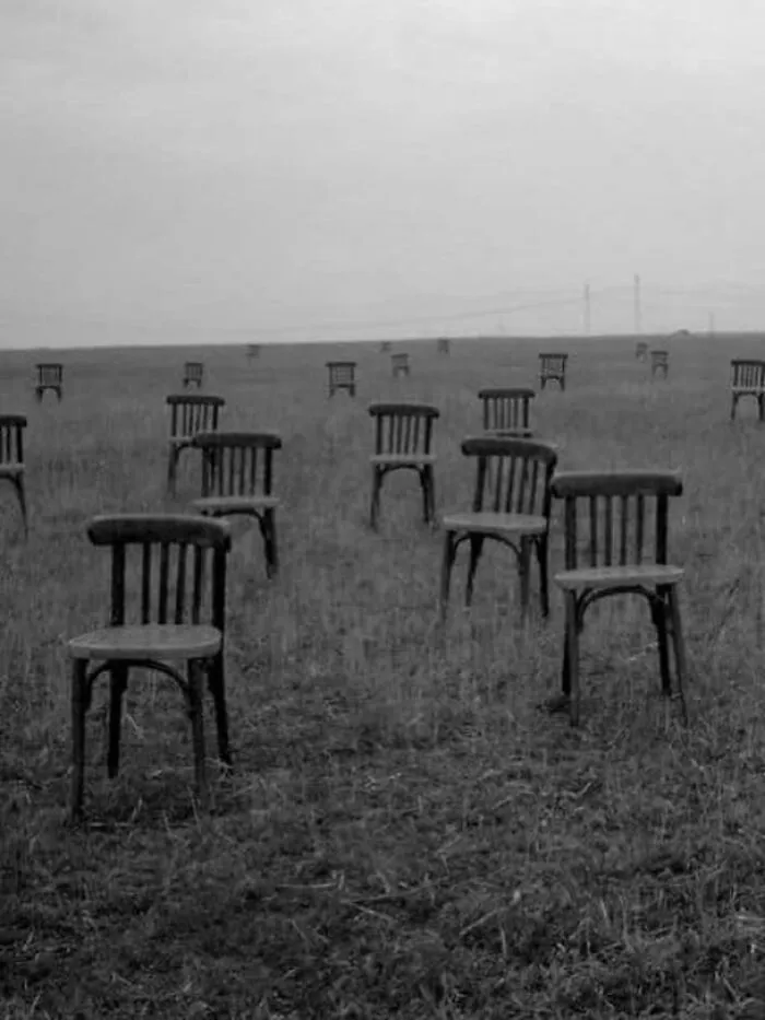 "A Place For Weird People By Weird People": 86 Pictures That Raise More Questions Than Answers (New Pics)