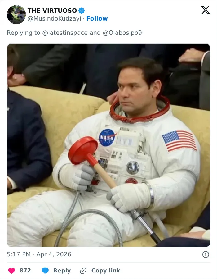 "Out Of This World": 34 Memes That Perfectly Capture The Artemis II Toilet Mishap