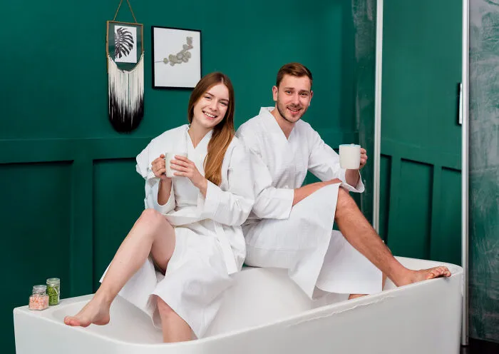 40 Gloriously Unhinged Reasons People Got Up And Left Mid-Date Without Hesitation