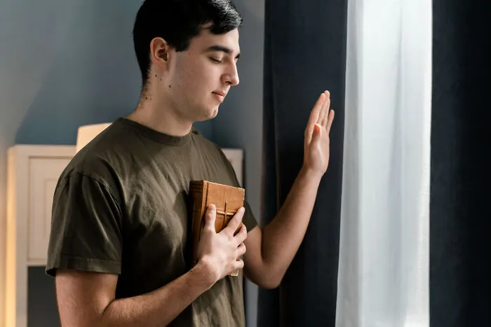 “He Couldn’t Handle It”: 29 Stories About Priests And Nuns Deciding They’d Had Enough Of Their Lifestyle