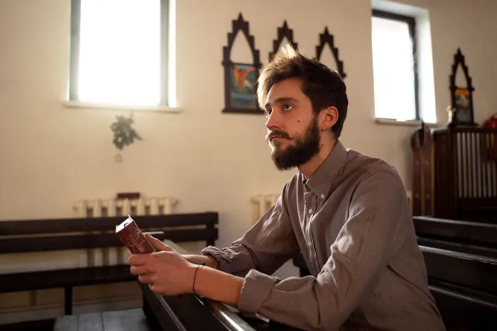 “He Couldn’t Handle It”: 29 Stories About Priests And Nuns Deciding They’d Had Enough Of Their Lifestyle