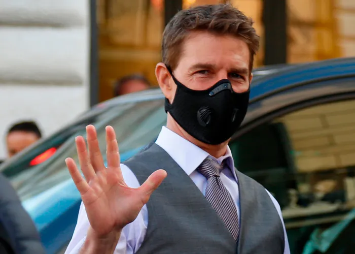 Tom Cruise Reprimanded Crew Members For Breaking Covid-19 Safety Protocols