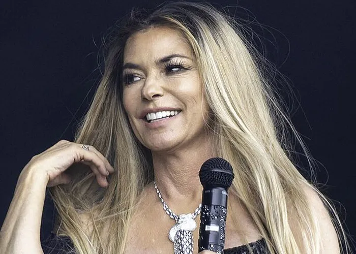 “He Told His Wife To Shut Up”: 43 Celebs Who Acted Like Jerks In Public Places