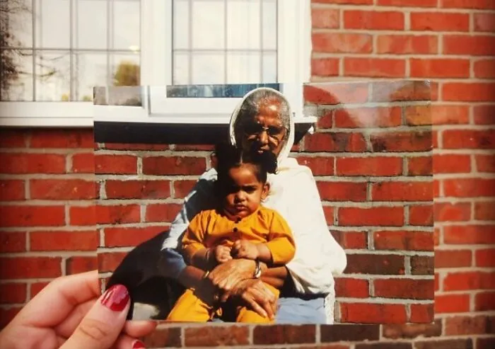 40 Powerful Photos Where People Bring Old Memories Back To Life, As Shared On “Dear Photograph”