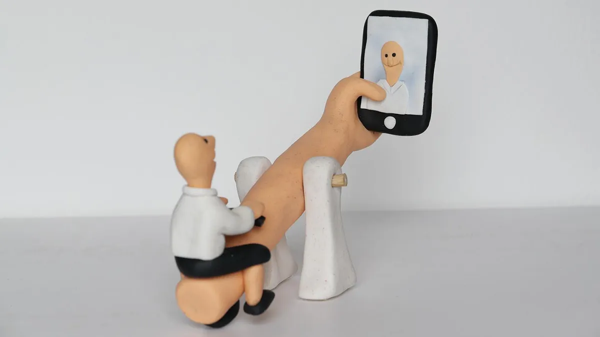 30 Times This Swiss Artist Twisted Everyday Objects Into Thought-Provoking Sculptures 