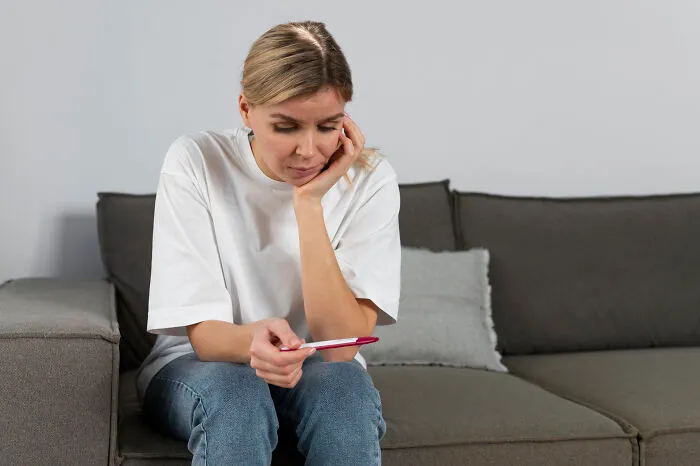 20 Trabajadores de maternidad y ginecología comparten lo peor que han dicho o hecho las parejas de sus pacientes