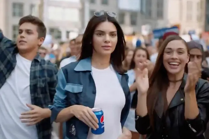 20 Empresas que se arrepintieron de sus campañas de marketing