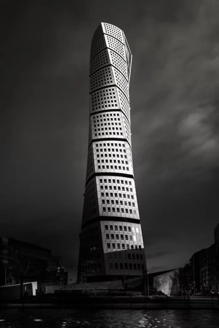 “The Twist” By Anna Wacker