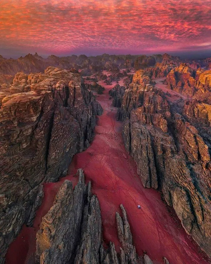 I Stumbled Across Some Red Sand Dunes Hidden In The Tabuk Region Of Northern Saudi Arabia