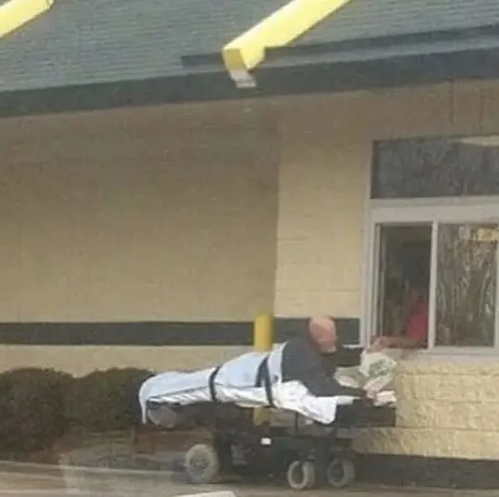 49 Photos So Wrong They're Almost Right: A Collection Of Truly Cursed Images