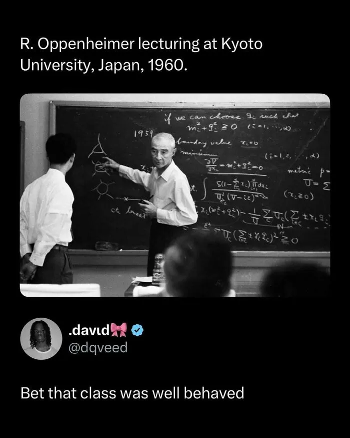 Funny-Random-Memes-Moist