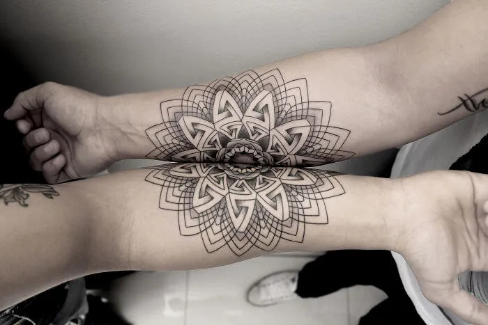These 15 Couple Tattoos Blur The Line Between Two Individuals And One Design