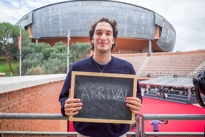 Guglielmo, "Arrival"