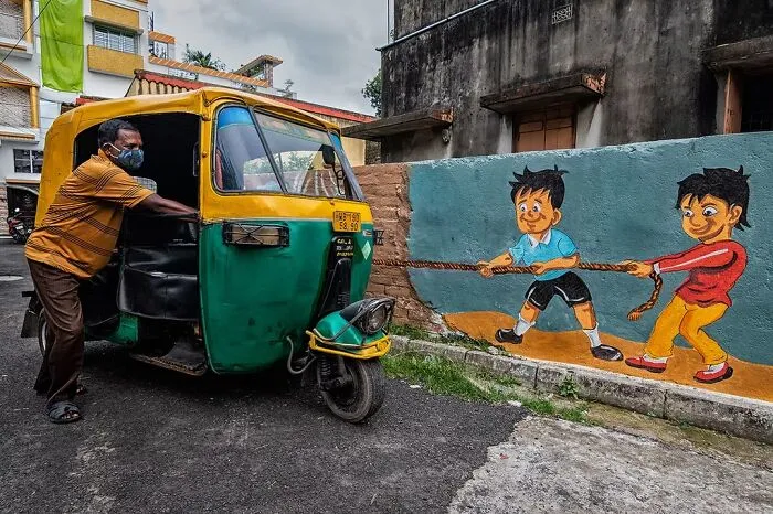 “The Pusher & Pullers” By Saurabh Sirohiya