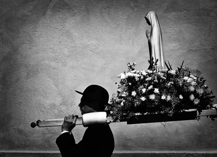 “A Divine White, A Human Black” By Roberto Carnevali