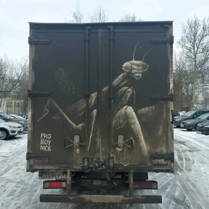 Owners Of Dirty Trucks Find Their Cars “Vandalized” By This Artist, And Your Vehicle May Be Next (40 New Pics)