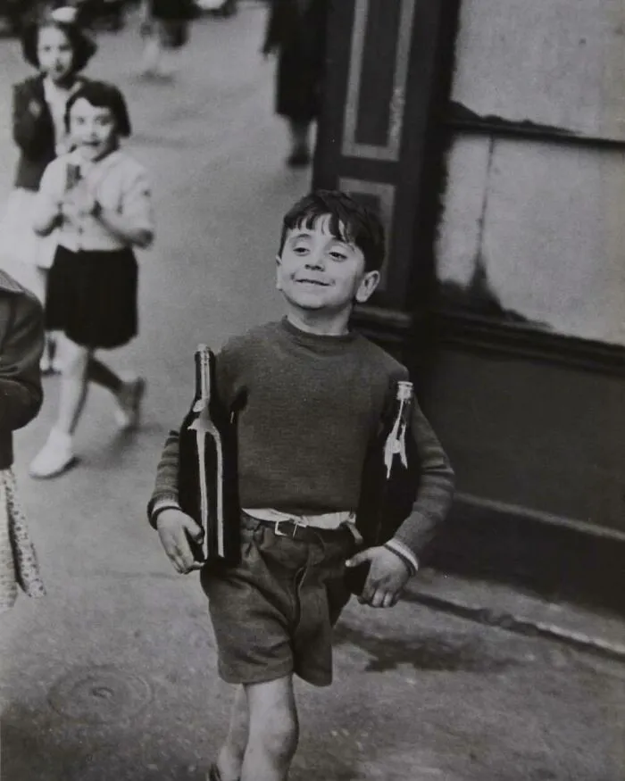 Henri Cartier-Bresson (August 22, 1908, Chanteloup, France - August 3, 2004, Céreste) Rue Mouffetard, Paris 1954