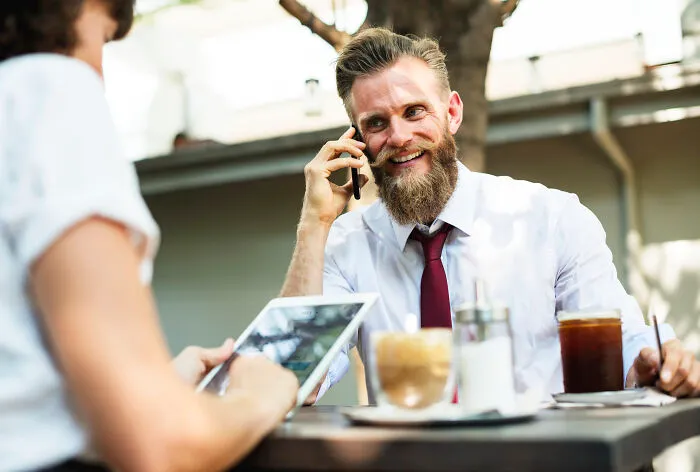 “Recorded The Date With His Glasses”: 75 People Recall Some Of Their Absolute Worst First Dates