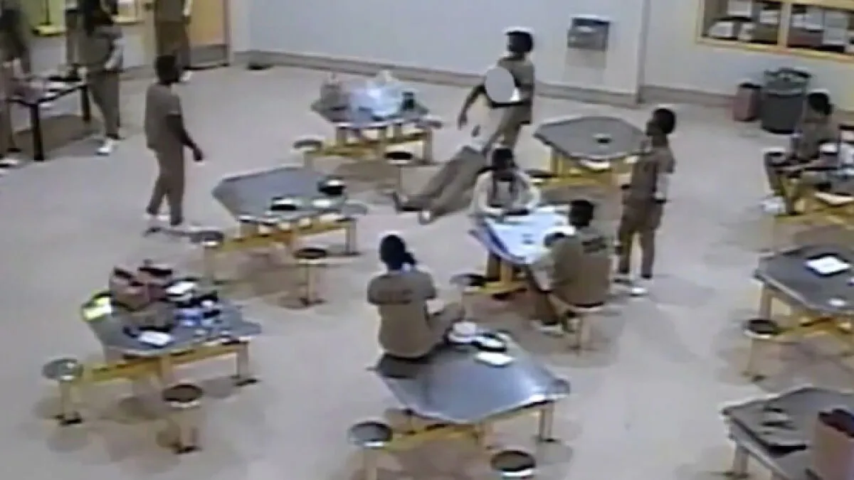 String Of Inmate Fatalities Baffles Chicago Authorities Until They Discover Prisoners' Bizarre Use For Books