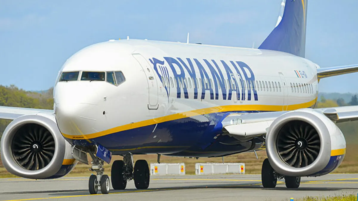 Ryanair Begs Passengers To Stop Wearing One Specific Item On Flights