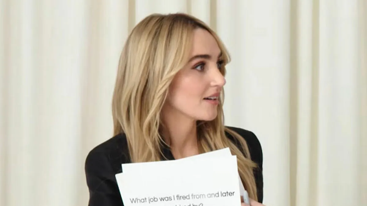 People Ask For SNL Star To Be Fired After She Makes Scandalous Confession During Interview