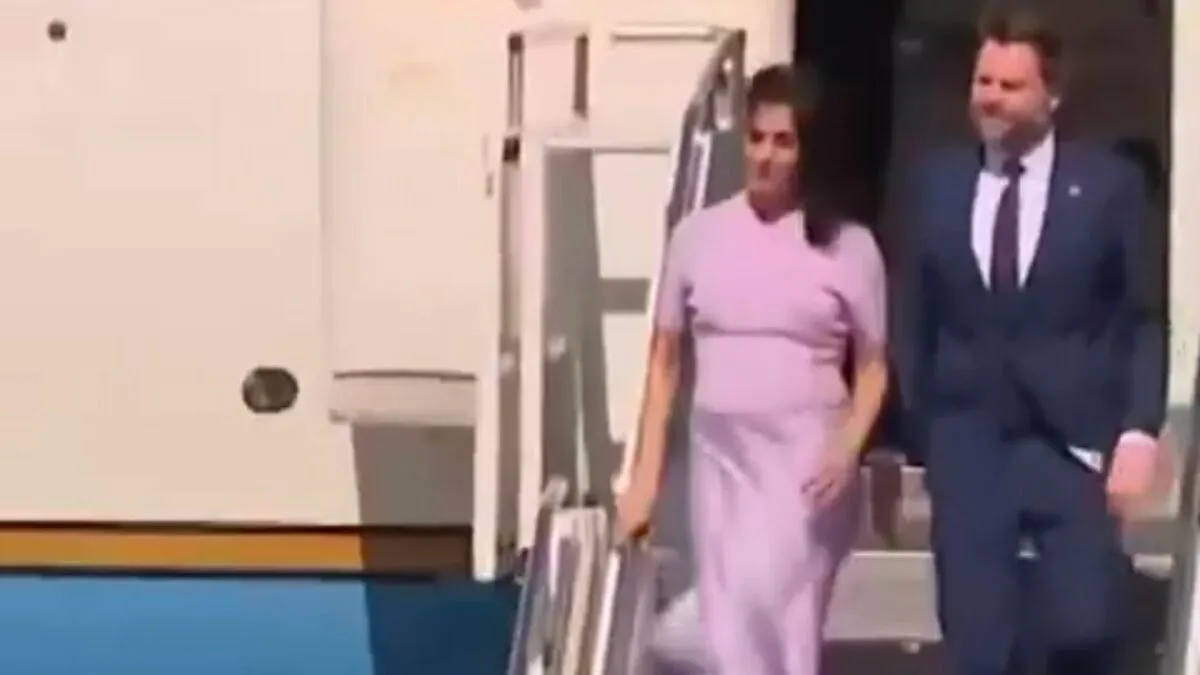 Video Of JD Vance And His Wife Getting Off Plane Goes Viral After Viewers Spot Odd Details