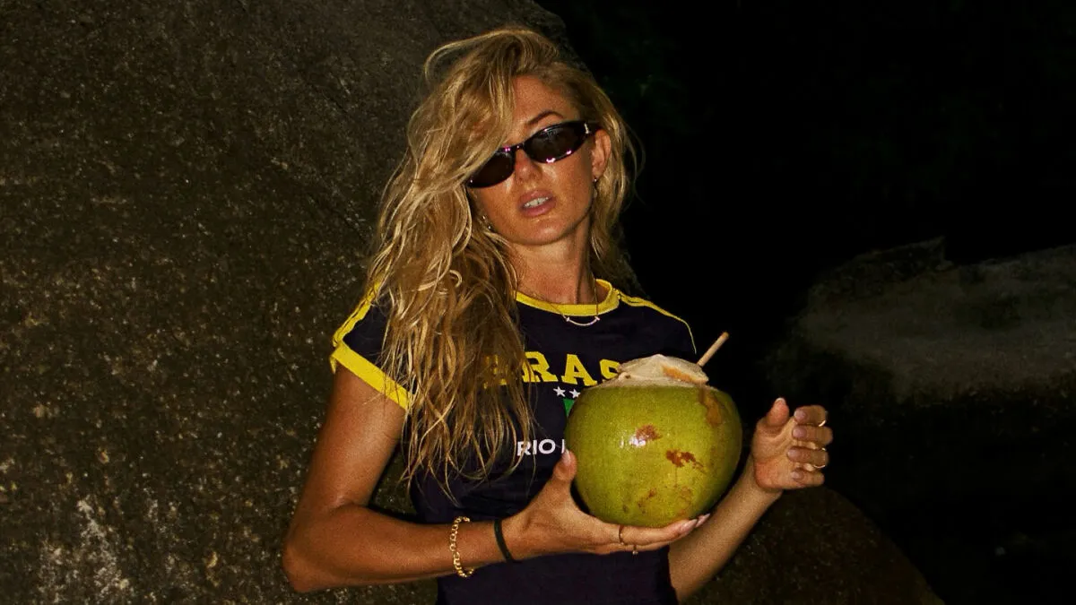 "World's Sexiest Athlete" Alica Schmidt Goes Viral After Revealing "The Picture No One Got To See"