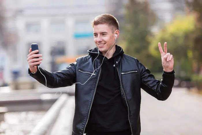 40 Gloriously Unhinged Reasons People Got Up And Left Mid-Date Without Hesitation