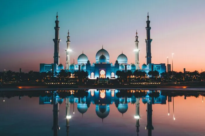 Tourists Reveal 31 Cities Across The Globe That Had An Unexplainable "Dark Energy" To Them