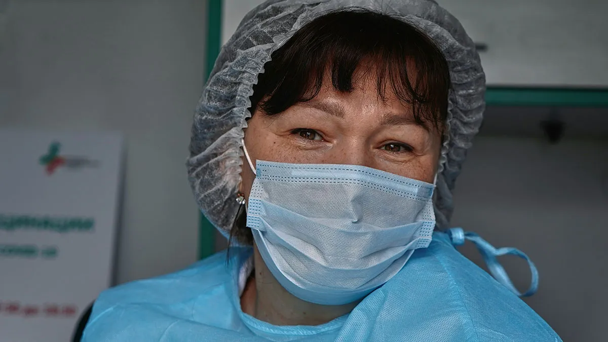 20 Trabajadores sanitarios comparten lo más horrible que han visto en algunos pacientes